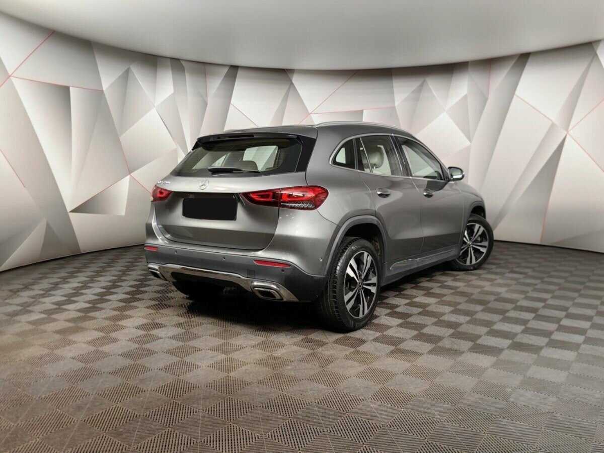 Mercedes-Benz GLA с пробегом — 2020 год. Фото: #1
