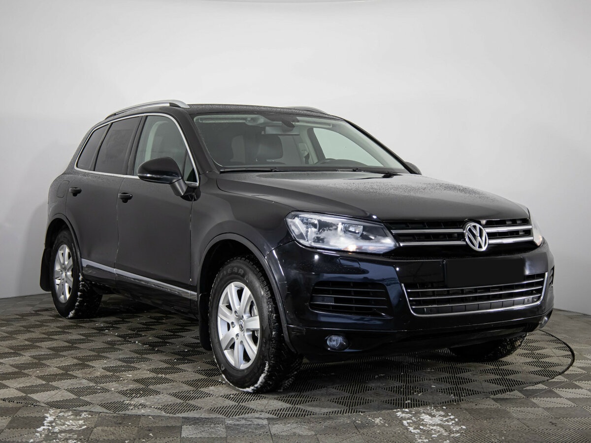 Volkswagen Touareg с пробегом — 2011 год. Фото: #2
