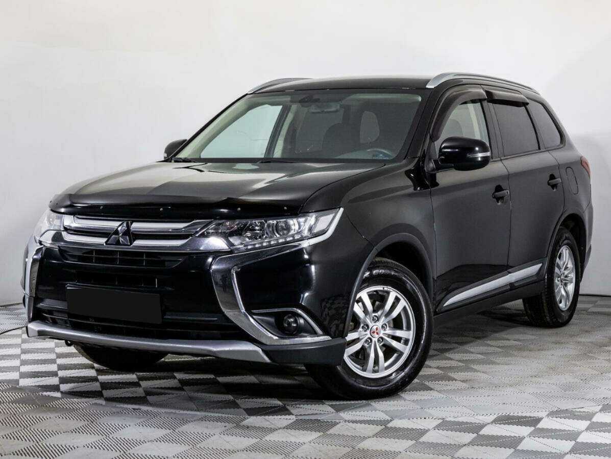 Mitsubishi Outlander с пробегом — 2017 год. Посмотреть фото