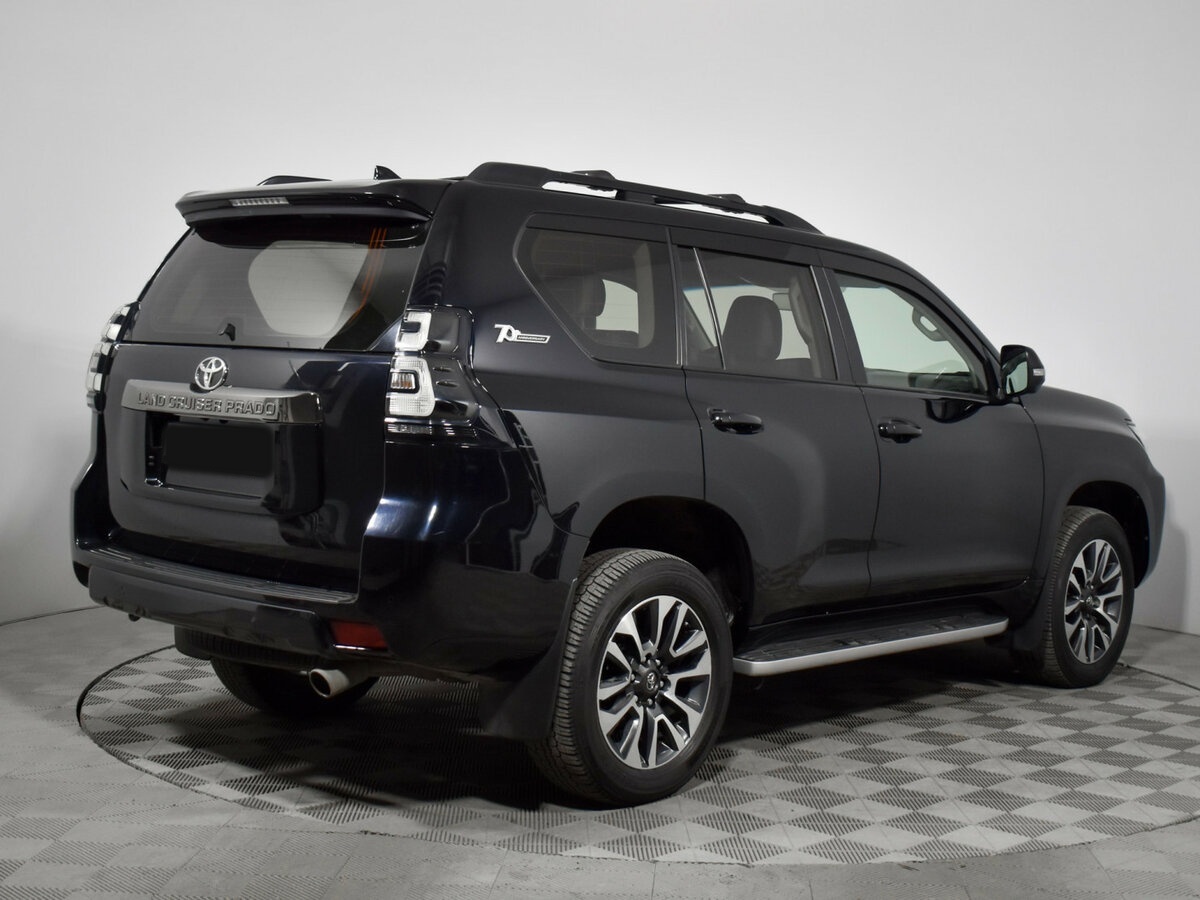 Toyota Land Cruiser Prado с пробегом — 2022 год. Фото: #3