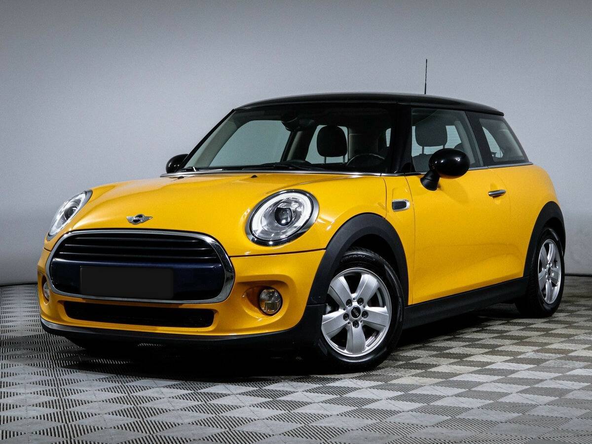 Mini Hatch с пробегом — 2016 год. Посмотреть фото