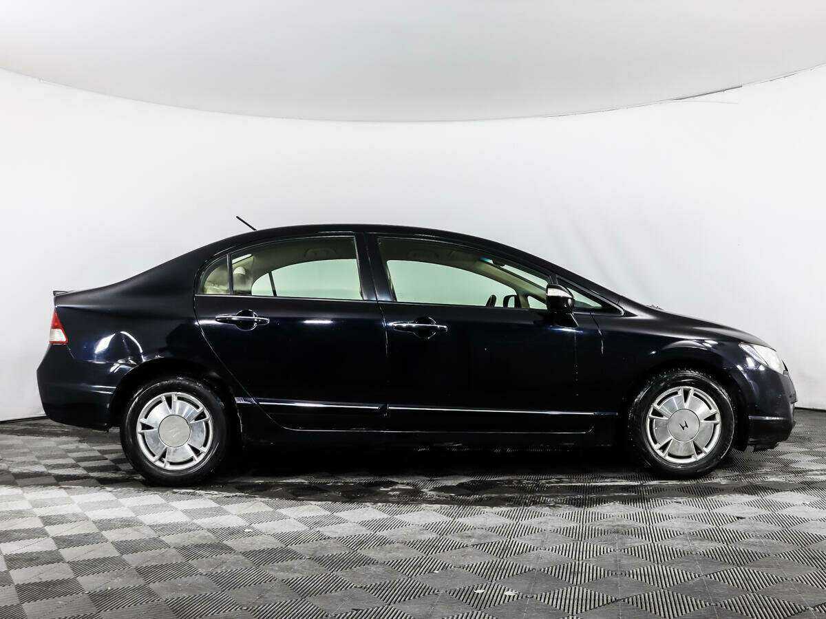 Honda Civic с пробегом — 2008 год. Фото: #3