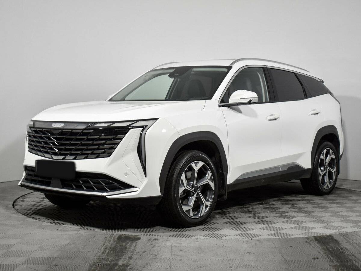 Geely Boyue с пробегом — 2024 год. Посмотреть фото