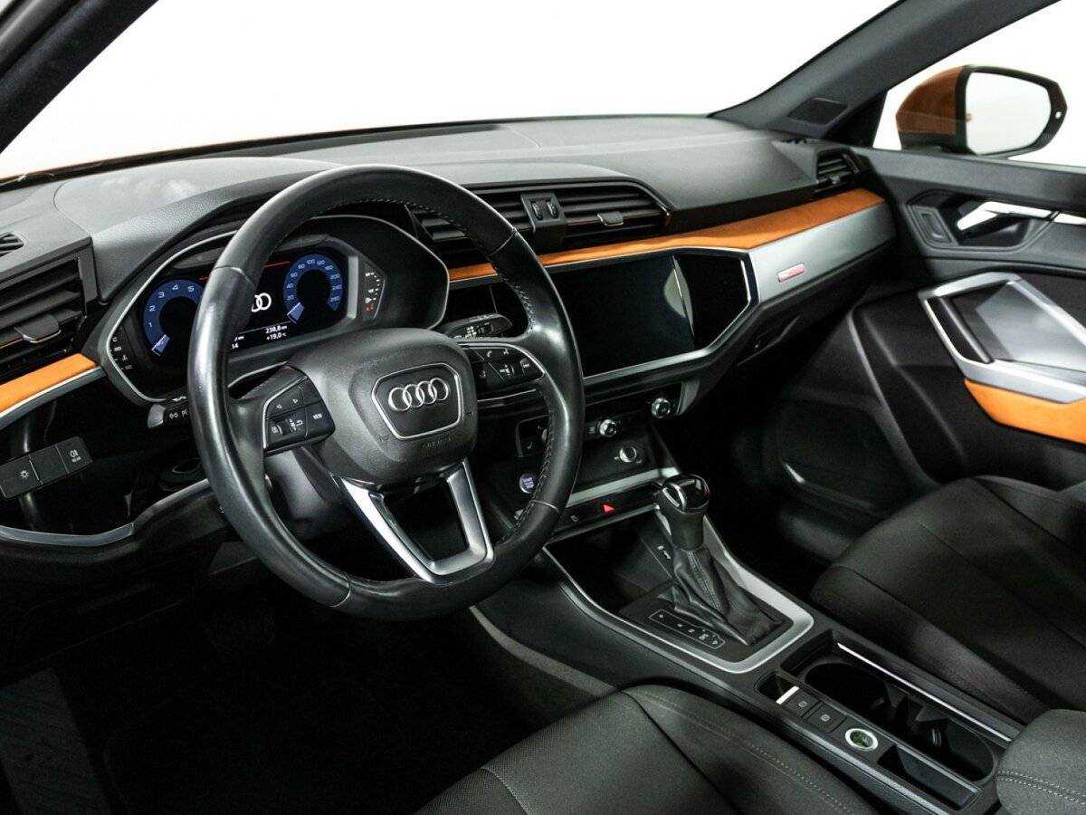 Audi Q3 с пробегом — 2019 год. Фото: #10