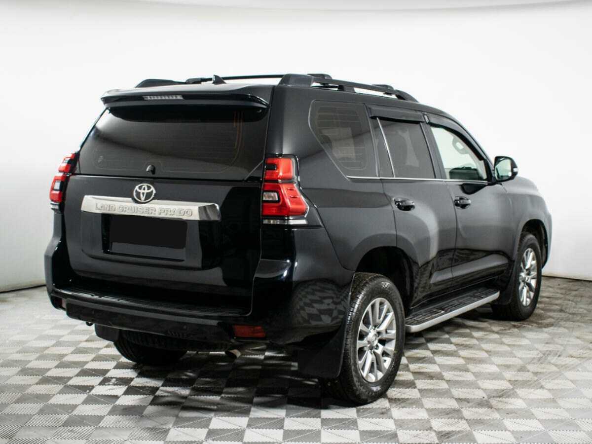 Toyota Land Cruiser Prado с пробегом — 2018 год. Фото: #3