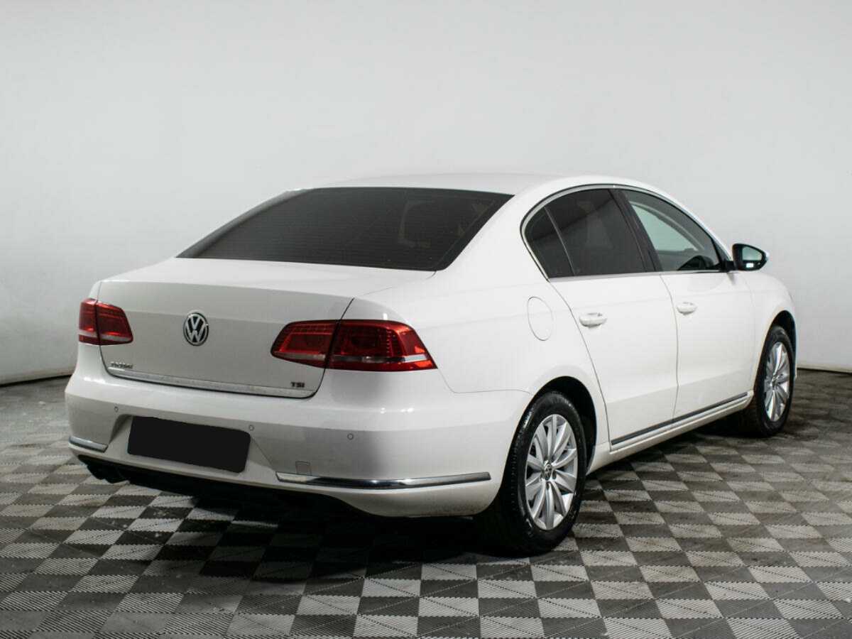 Volkswagen Passat с пробегом — 2014 год. Фото: #3