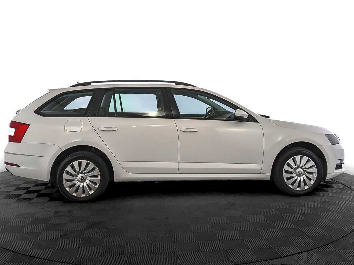 Skoda Octavia с пробегом — 2017 год. Фото: #3