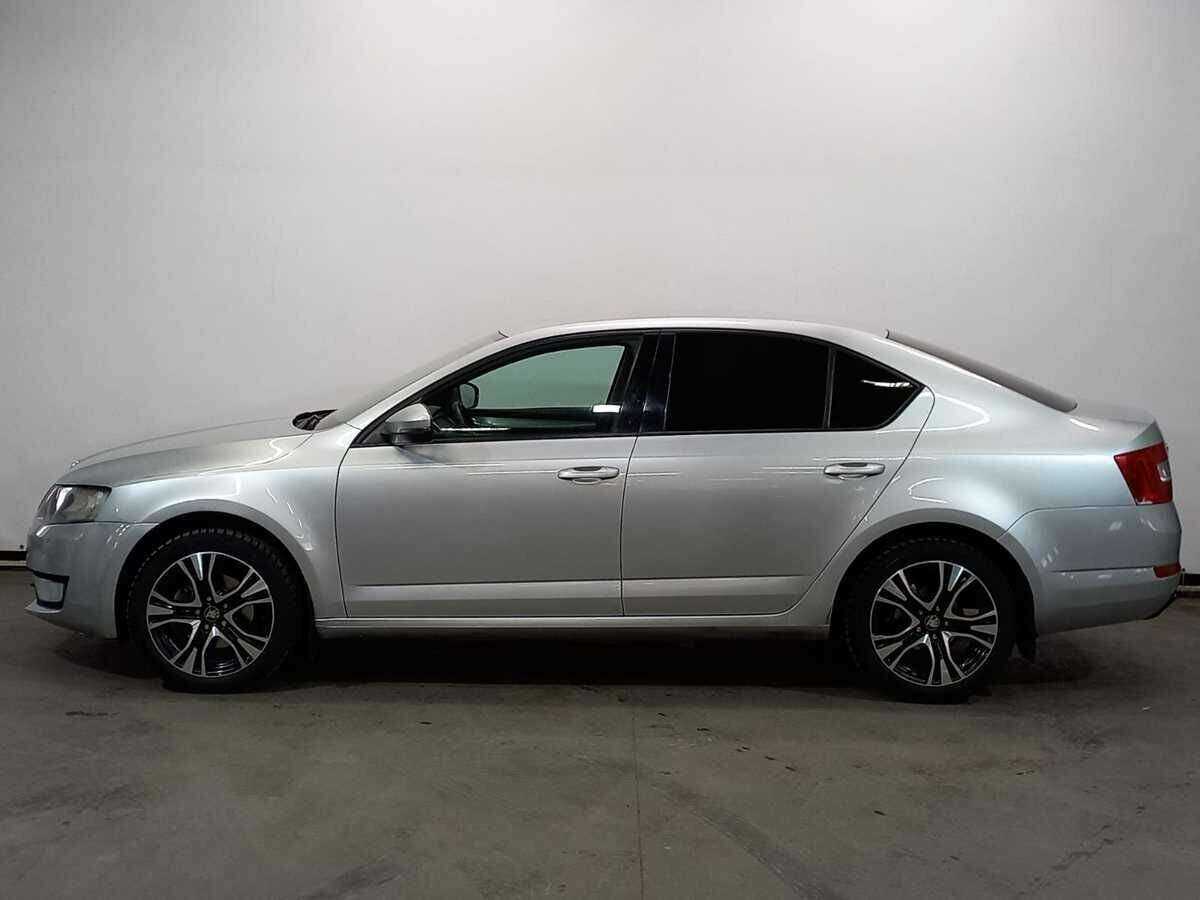 Skoda Octavia с пробегом — 2015 год. Фото: #7