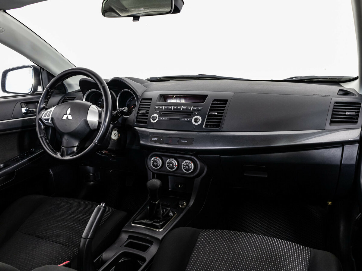 Mitsubishi Lancer с пробегом — 2008 год. Фото: #6