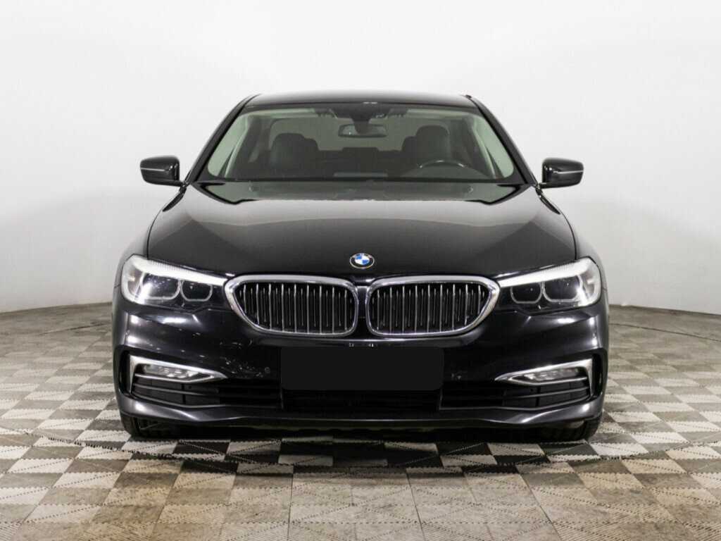 BMW 5 серии с пробегом — 2017 год. Фото: #1