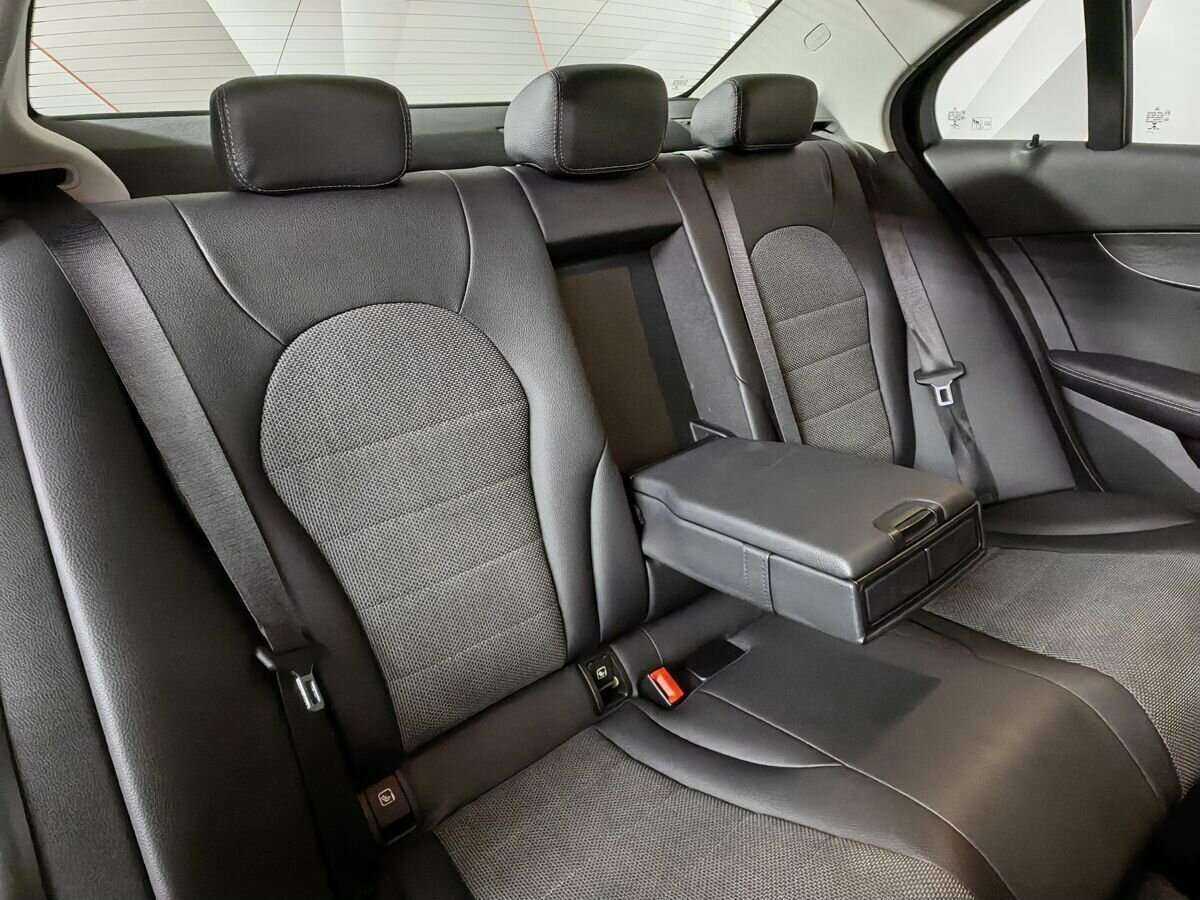 Mercedes-Benz C-Класс с пробегом — 2019 год. Фото: #12