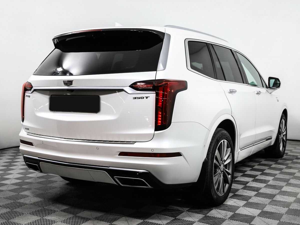 Cadillac XT6 с пробегом — 2021 год. Фото: #4