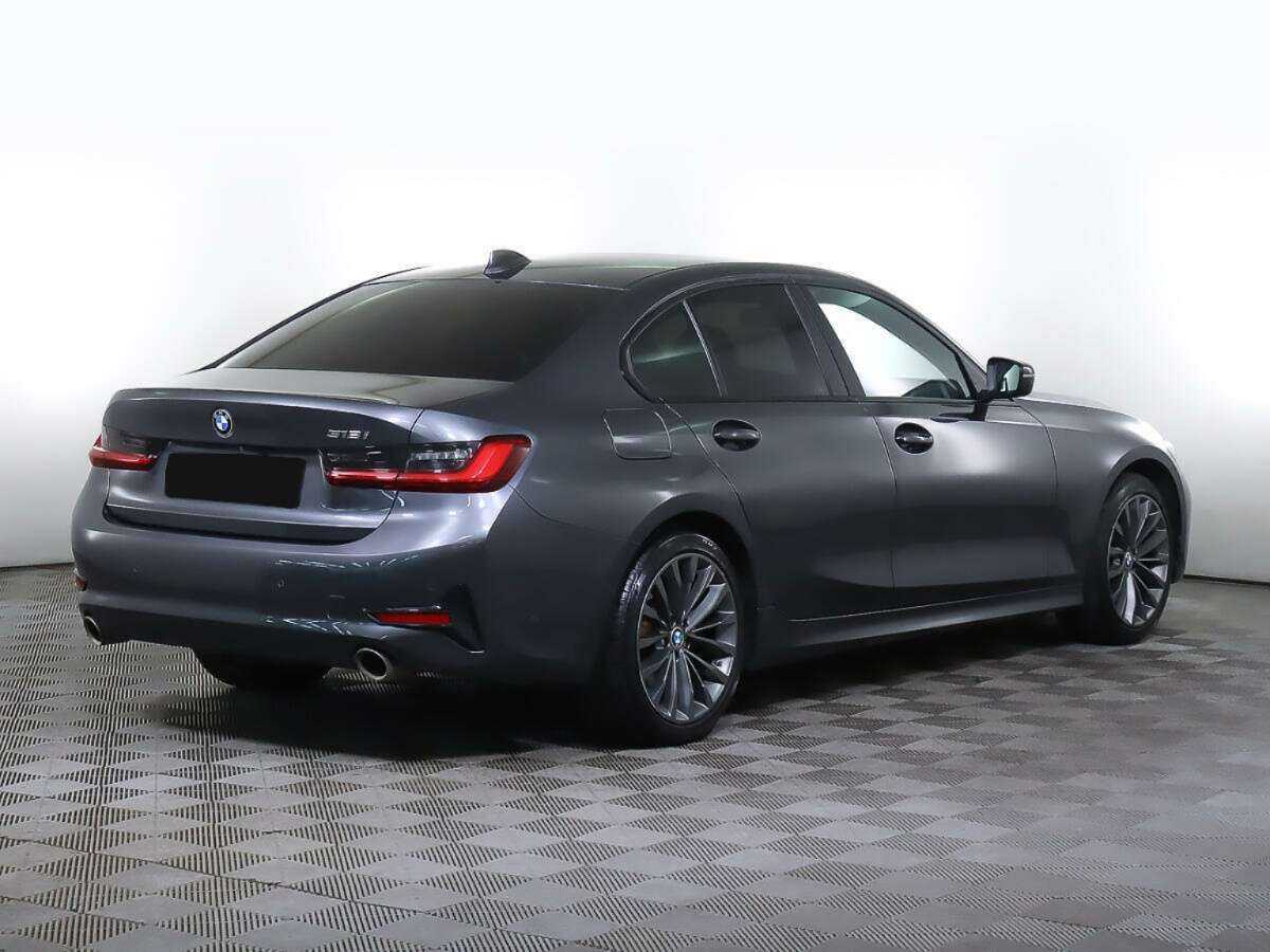 BMW 3 серии с пробегом — 2020 год. Фото: #3