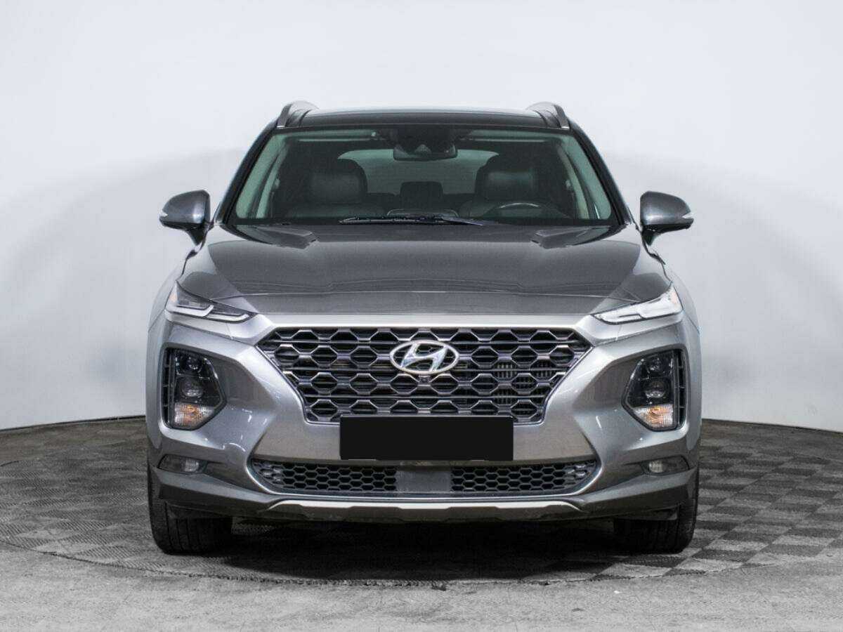 Hyundai Santa Fe с пробегом — 2018 год. Фото: #1