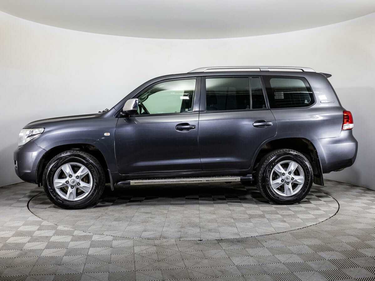 Toyota Land Cruiser с пробегом — 2011 год. Фото: #7