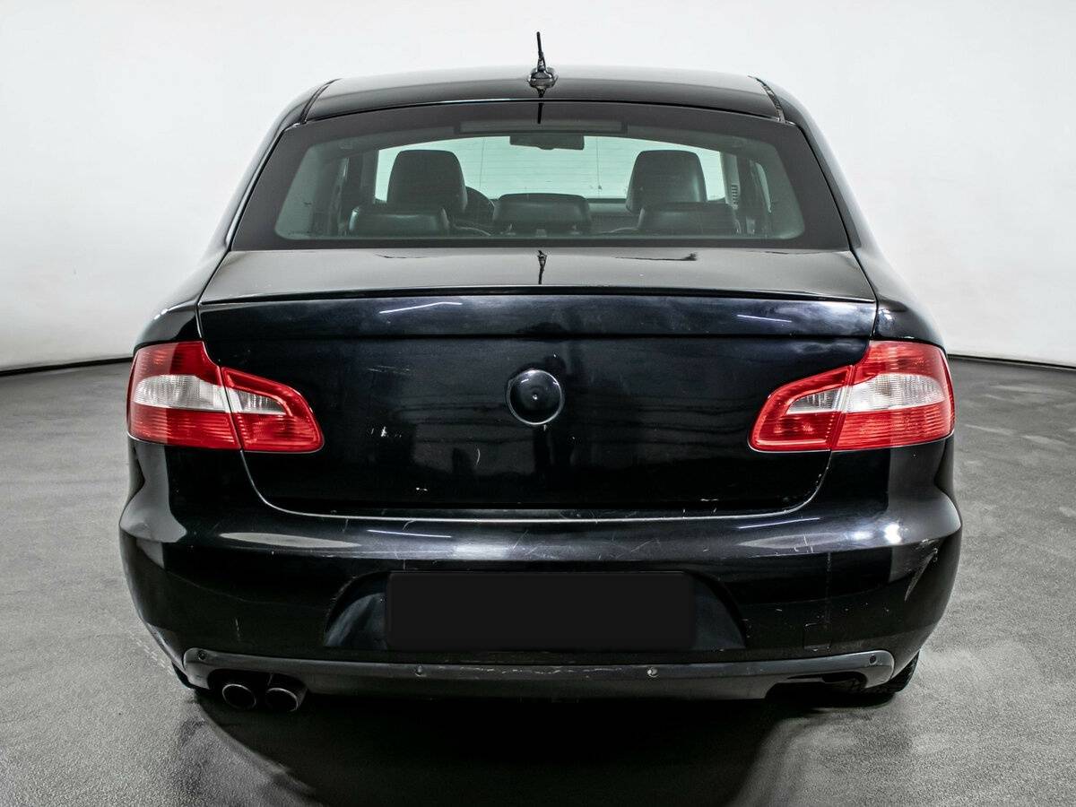 Skoda Superb с пробегом — 2009 год. Фото: #4