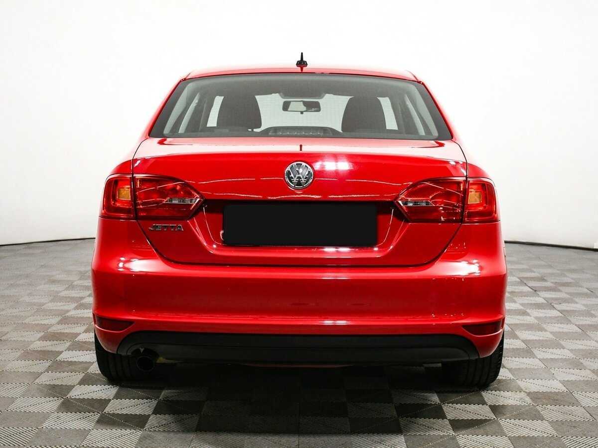 Volkswagen Jetta с пробегом — 2014 год. Фото: #5