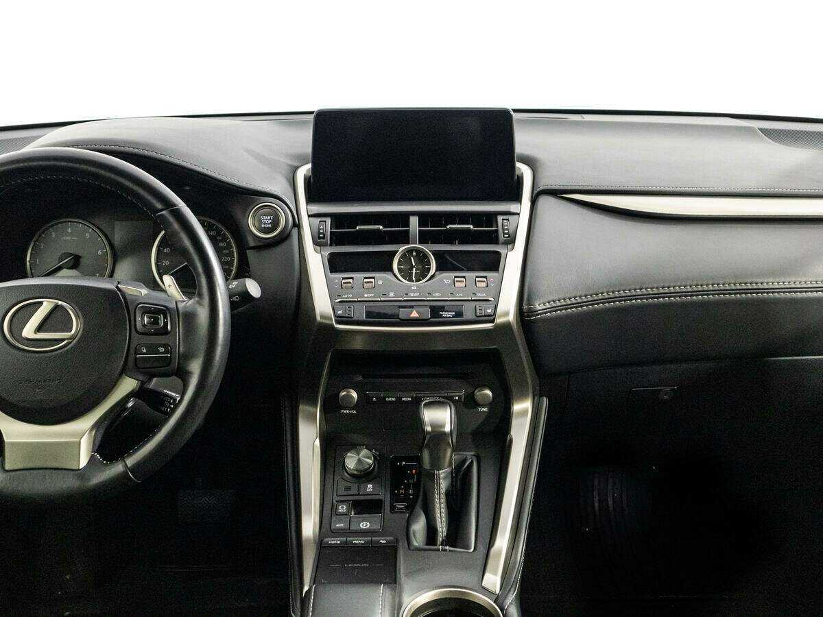 Lexus NX с пробегом — 2018 год. Фото: #13