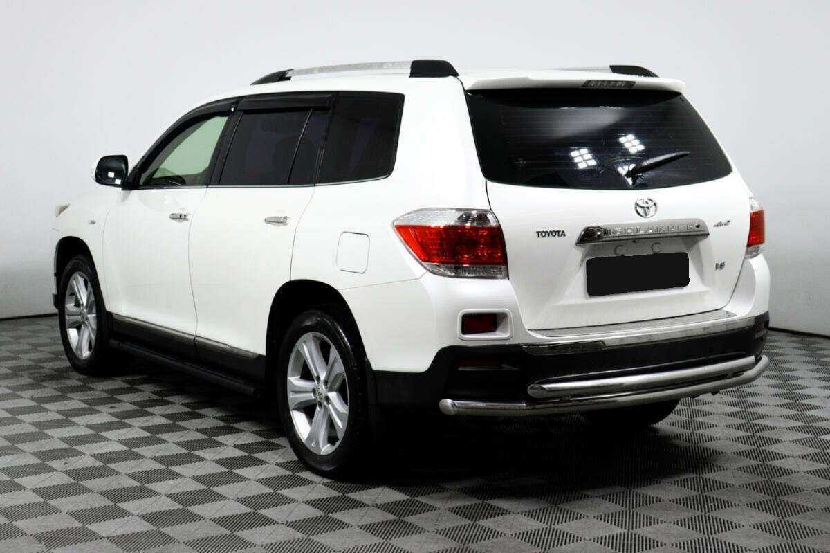 Toyota Highlander с пробегом — 2012 год. Фото: #6
