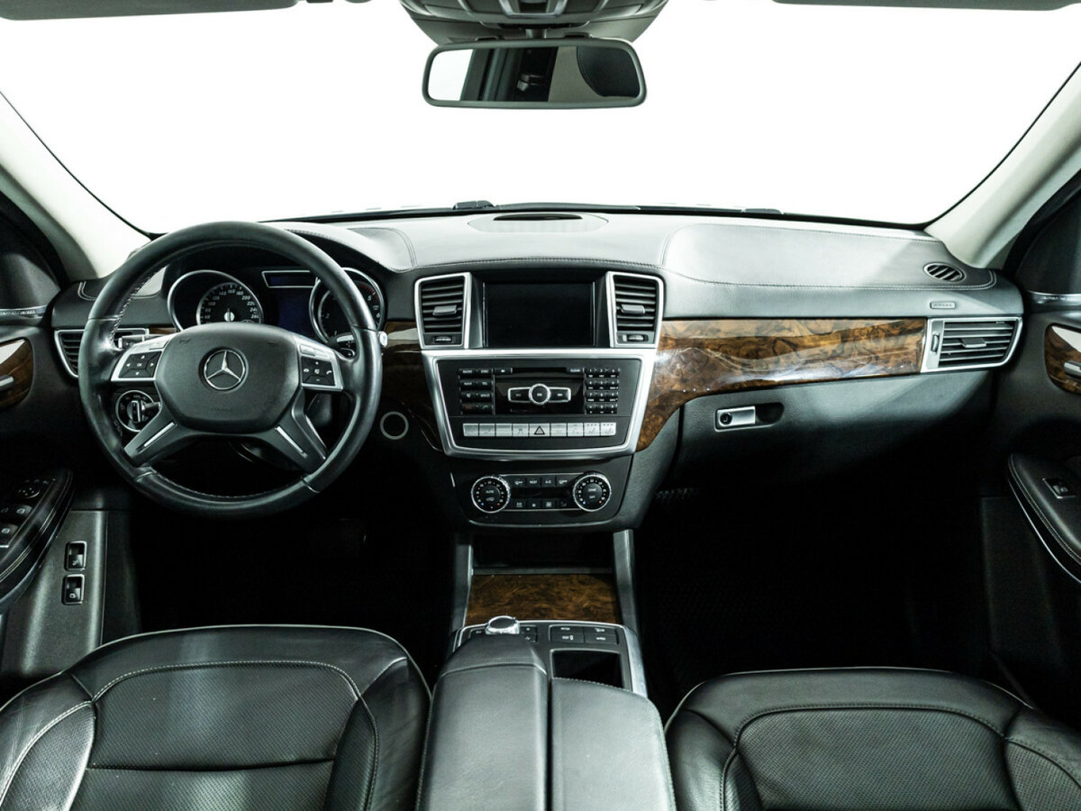 Mercedes-Benz GL-Класс с пробегом — 2013 год. Фото: #12
