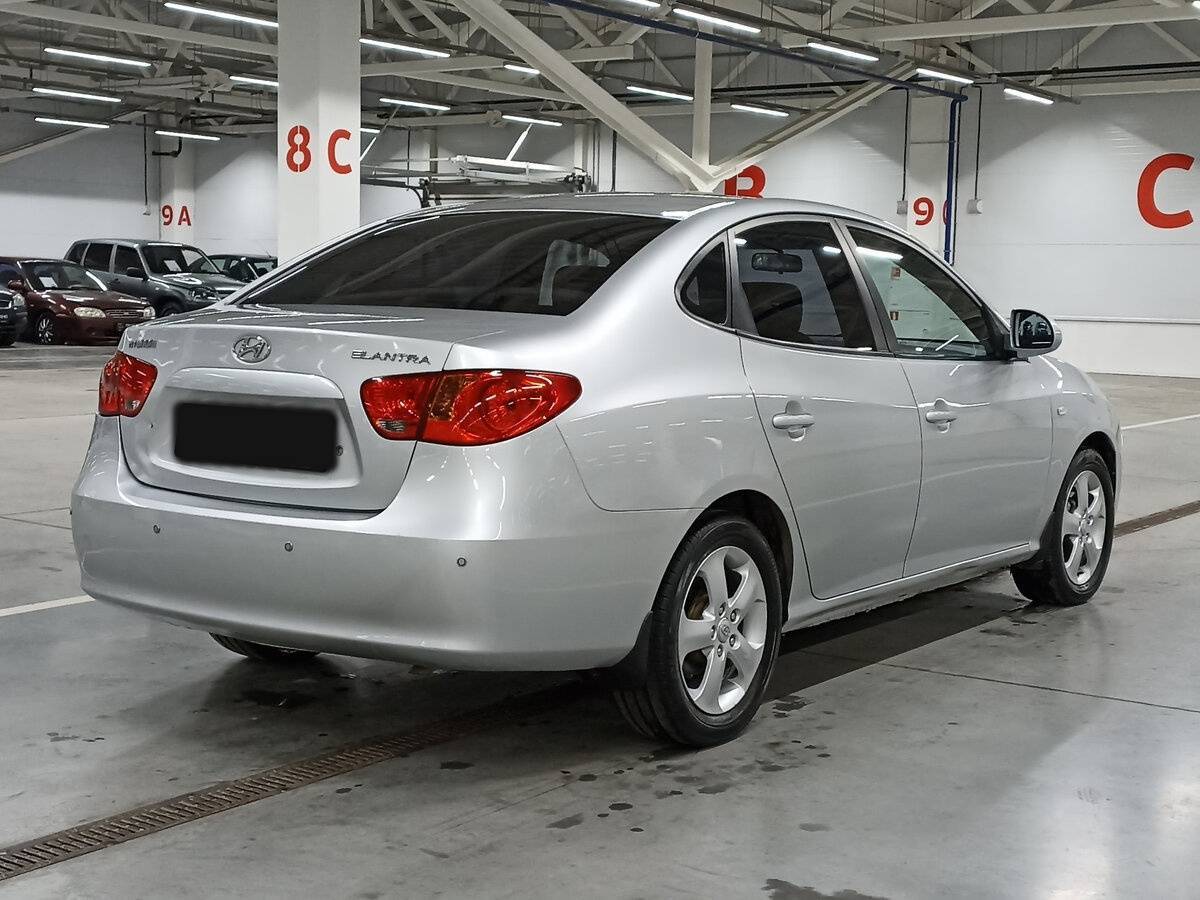 Hyundai Elantra с пробегом — 2007 год. Фото: #4