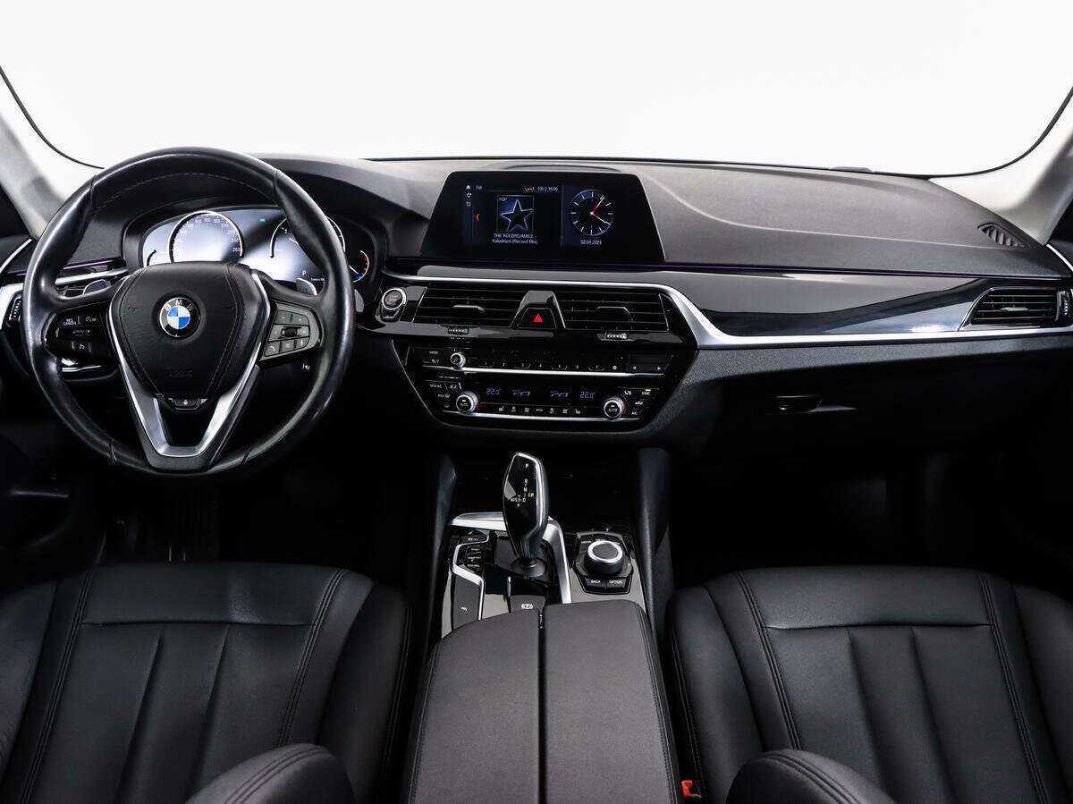 BMW 5 серии с пробегом — 2020 год. Фото: #6