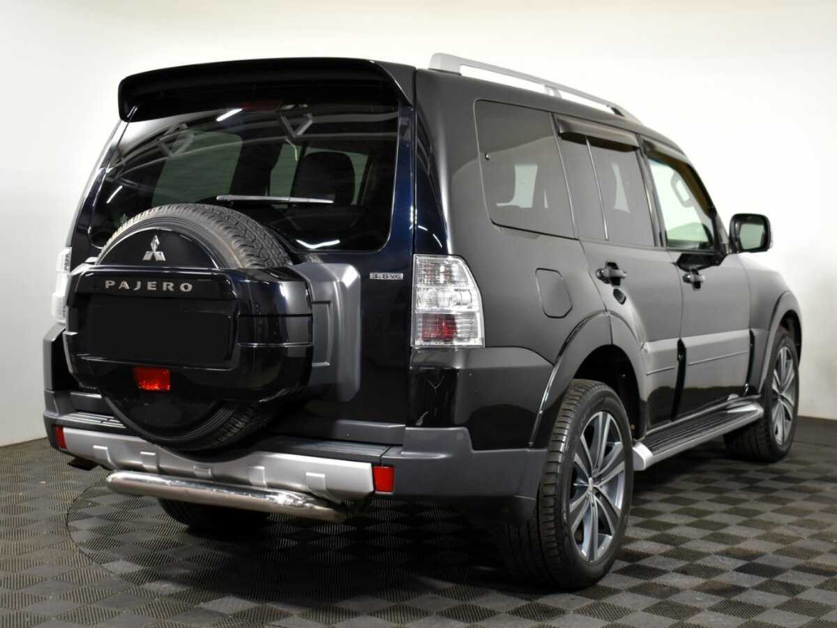 Mitsubishi Pajero с пробегом — 2007 год. Фото: #3