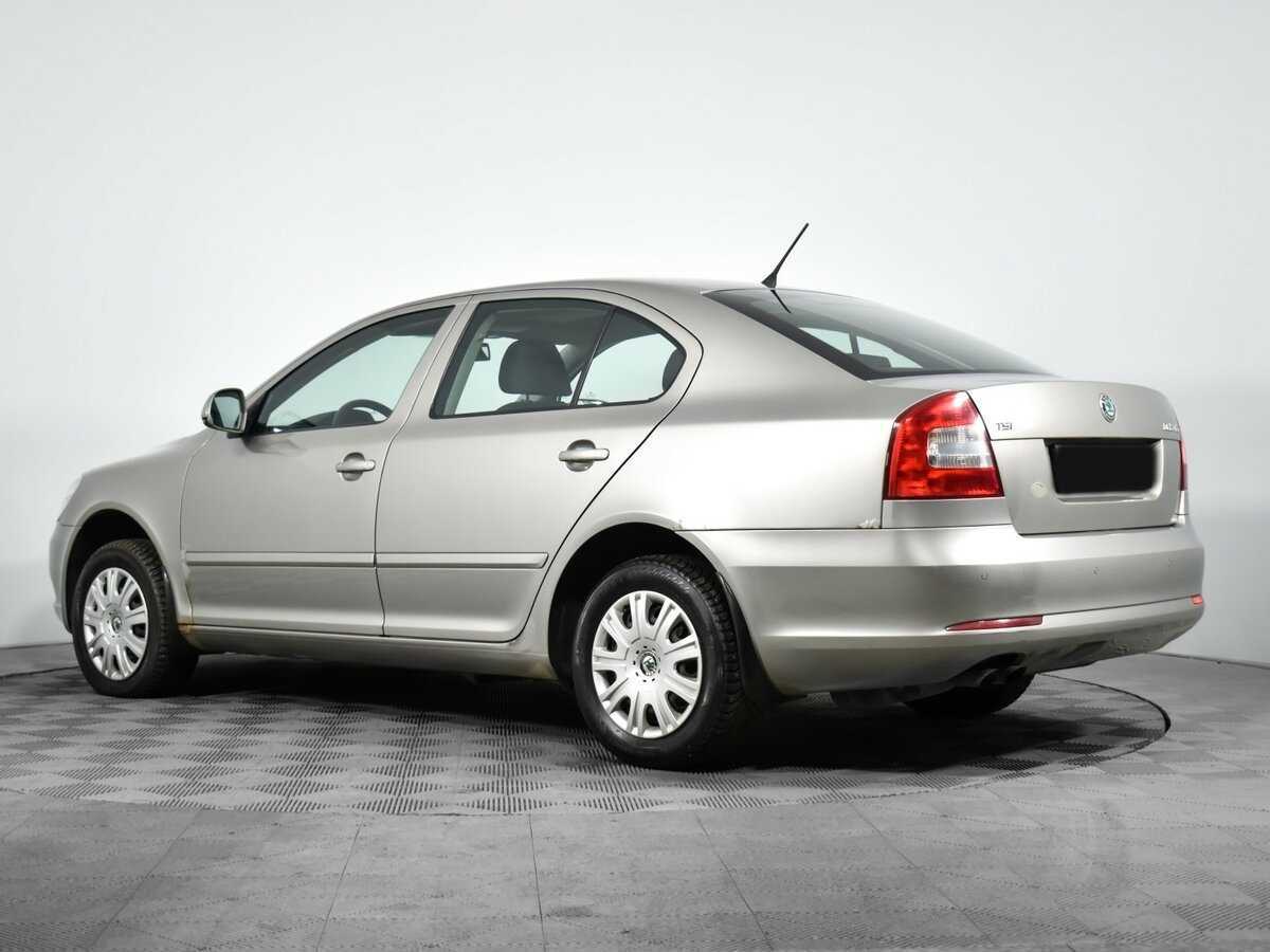 Skoda Octavia с пробегом — 2011 год. Фото: #6