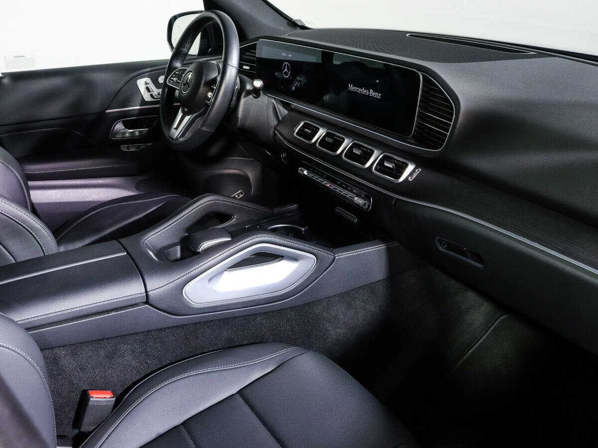 Mercedes-Benz GLE с пробегом — 2022 год. Фото: #8