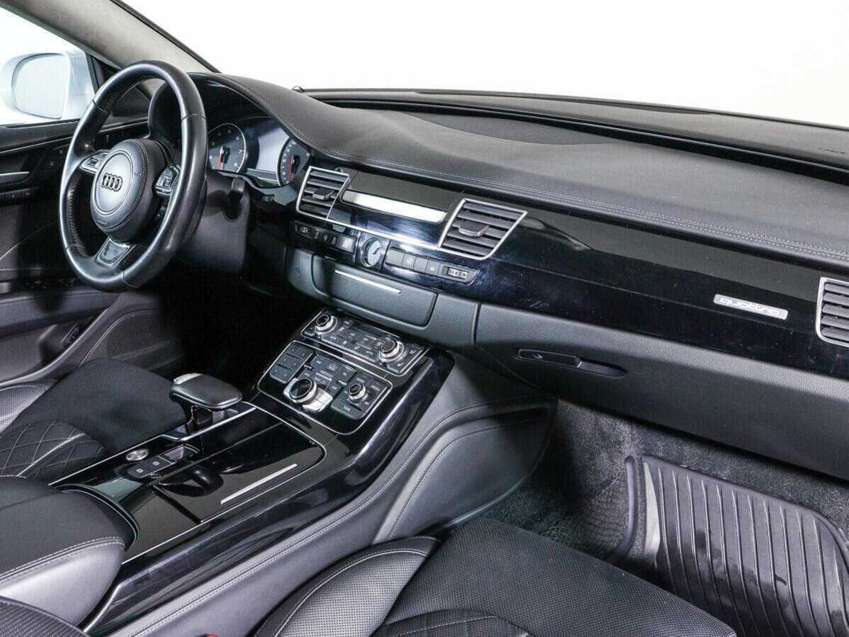 Audi A8 с пробегом — 2015 год. Фото: #6