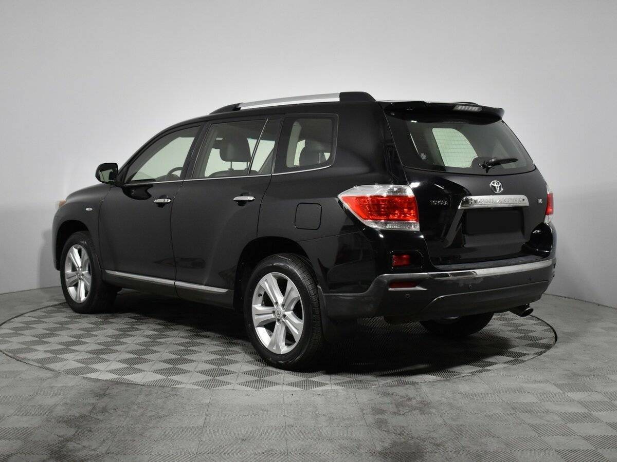 Toyota Highlander с пробегом — 2013 год. Фото: #6