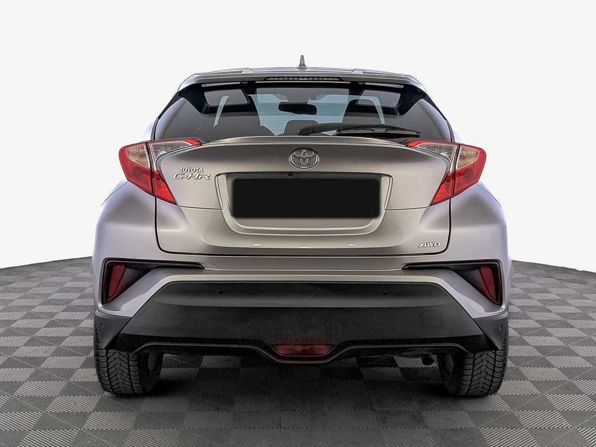 Toyota C-HR с пробегом — 2017 год. Фото: #5