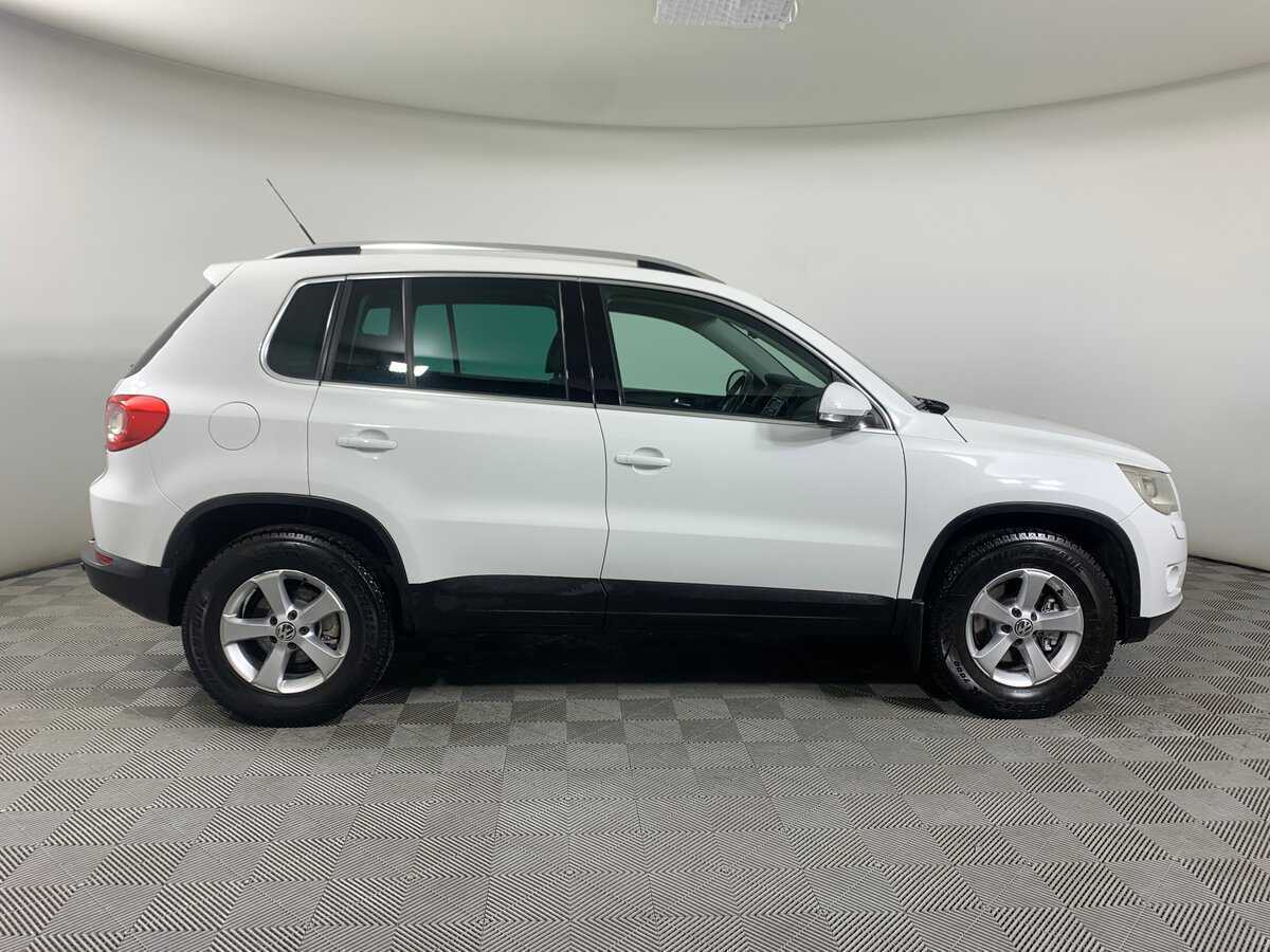 Volkswagen Tiguan с пробегом — 2010 год. Фото: #3