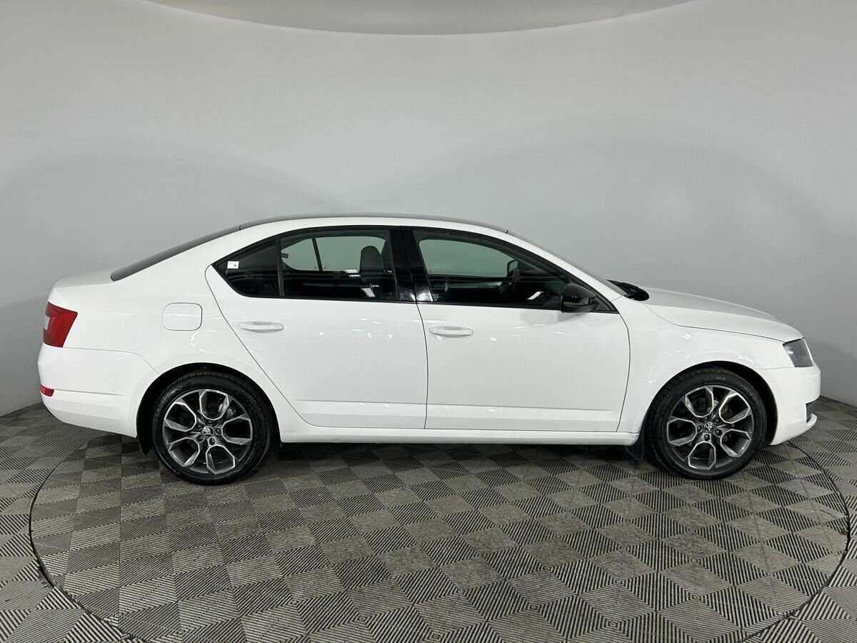 Skoda Octavia с пробегом — 2014 год. Фото: #3