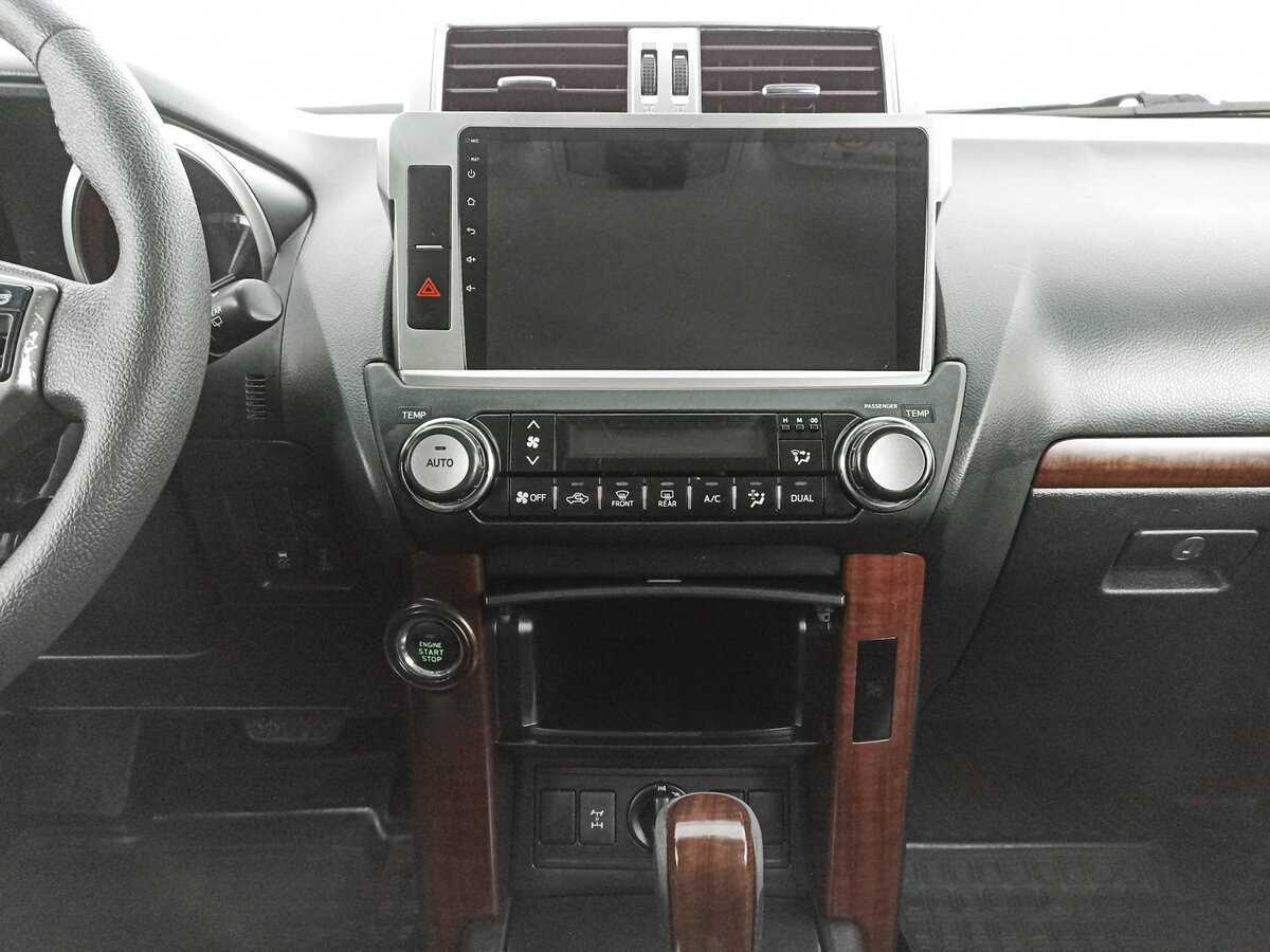 Toyota Land Cruiser Prado с пробегом — 2017 год. Фото: #14