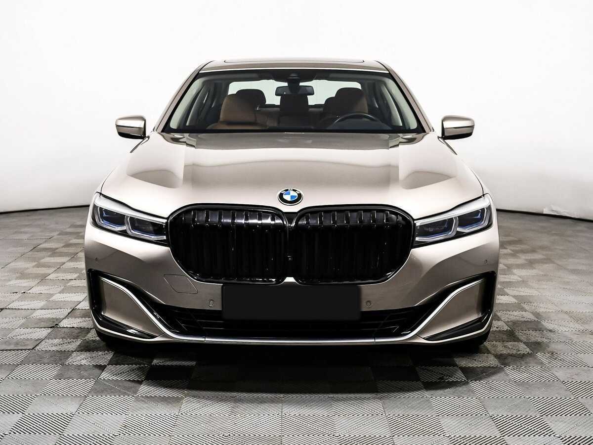 BMW 7 серии с пробегом — 2019 год. Фото: #1