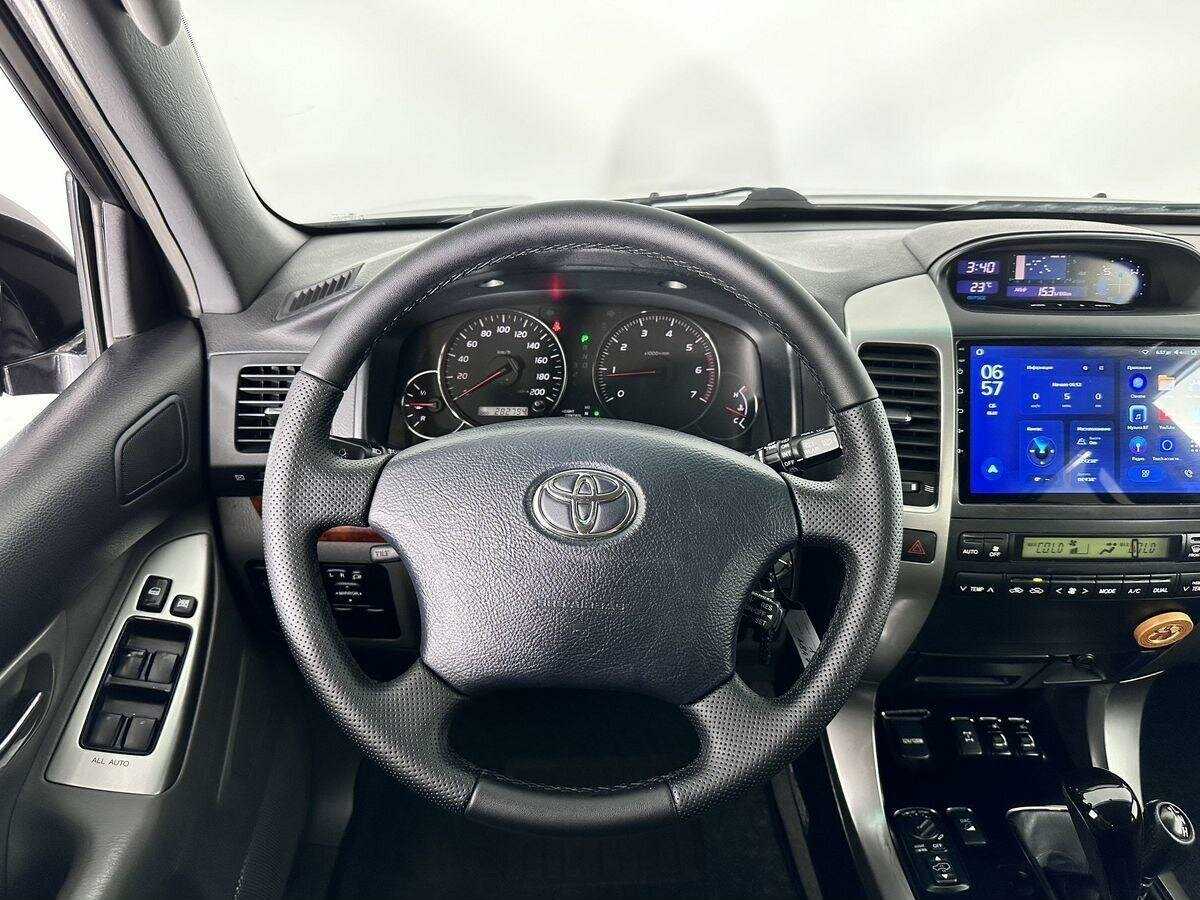 Toyota Land Cruiser Prado с пробегом — 2004 год. Фото: #8