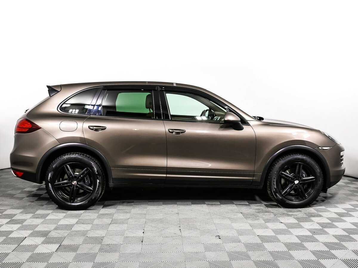 Porsche Cayenne с пробегом — 2012 год. Фото: #3