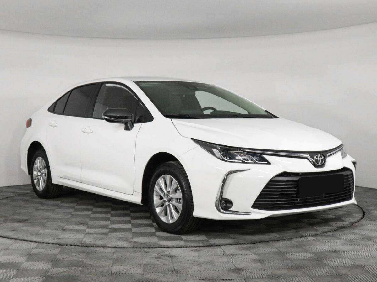 Toyota Corolla с пробегом — 2022 год. Фото: #2
