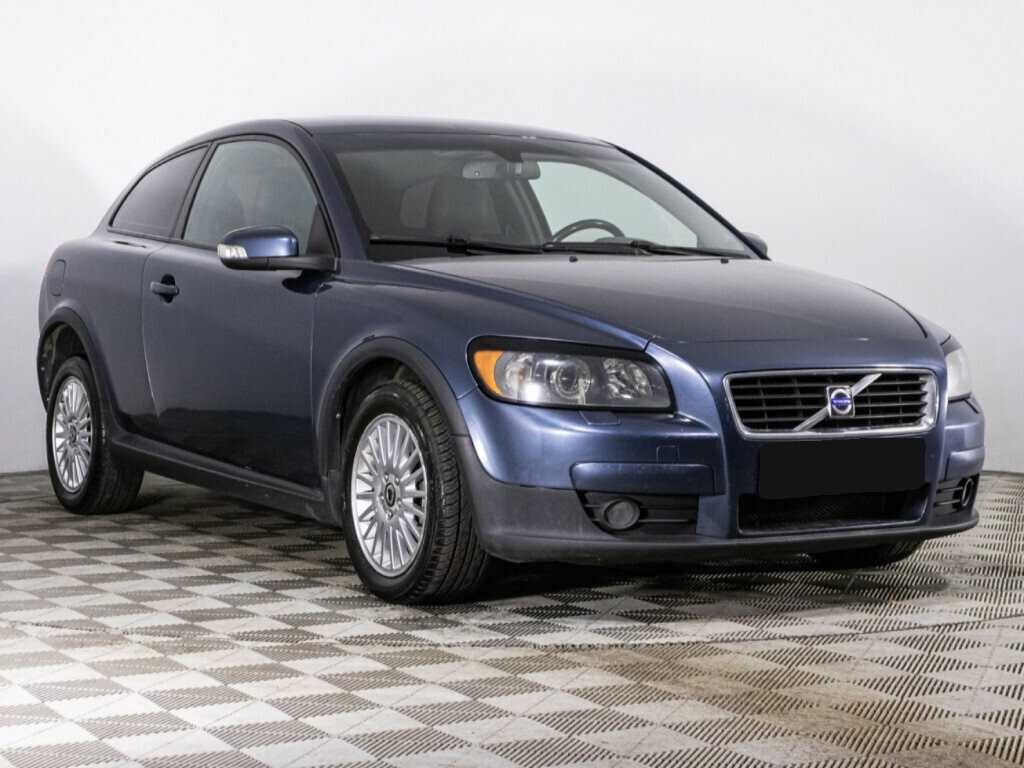 Volvo C30 с пробегом — 2008 год. Фото: #2