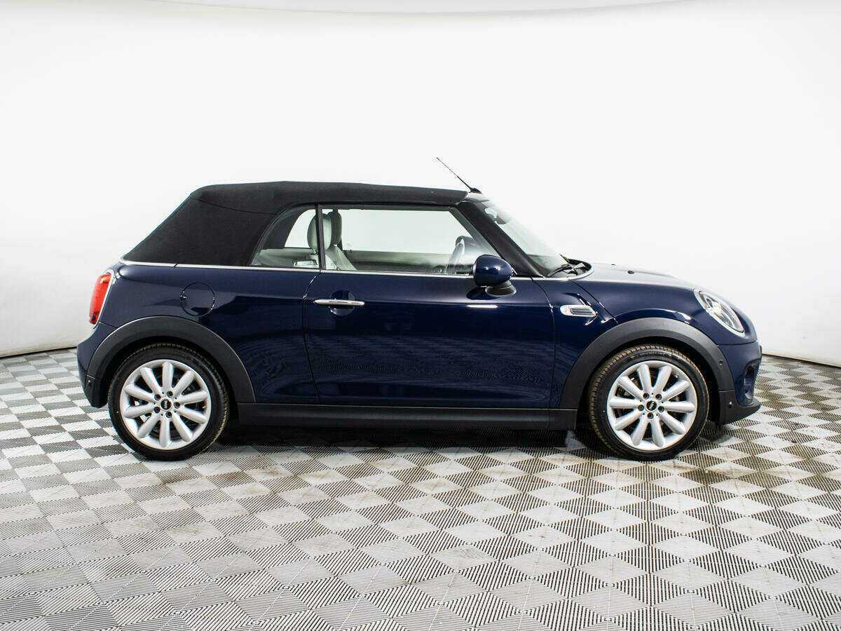 Mini Cabrio с пробегом — 2018 год. Фото: #3