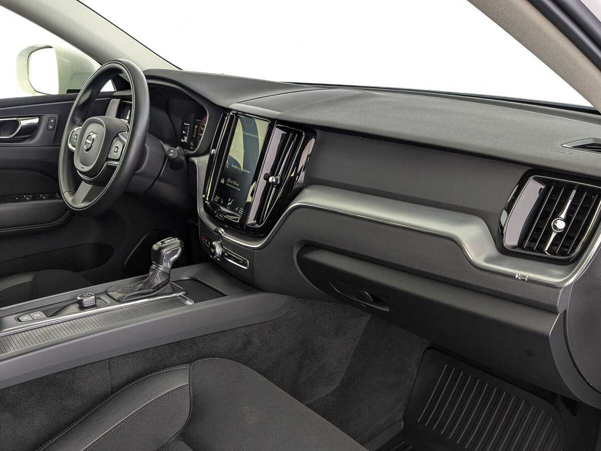 Volvo XC60 с пробегом — 2019 год. Фото: #12