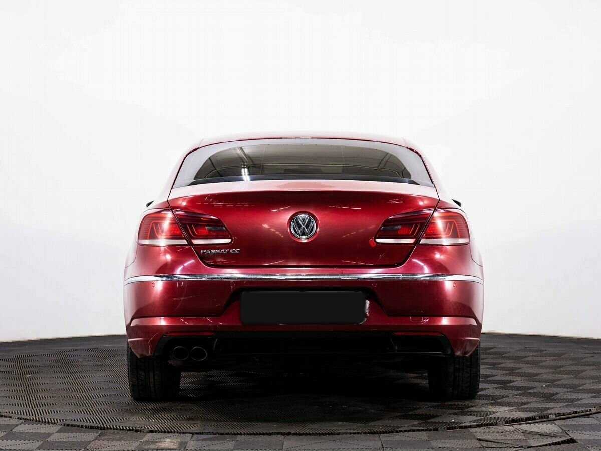 Volkswagen Passat CC с пробегом — 2014 год. Фото: #4
