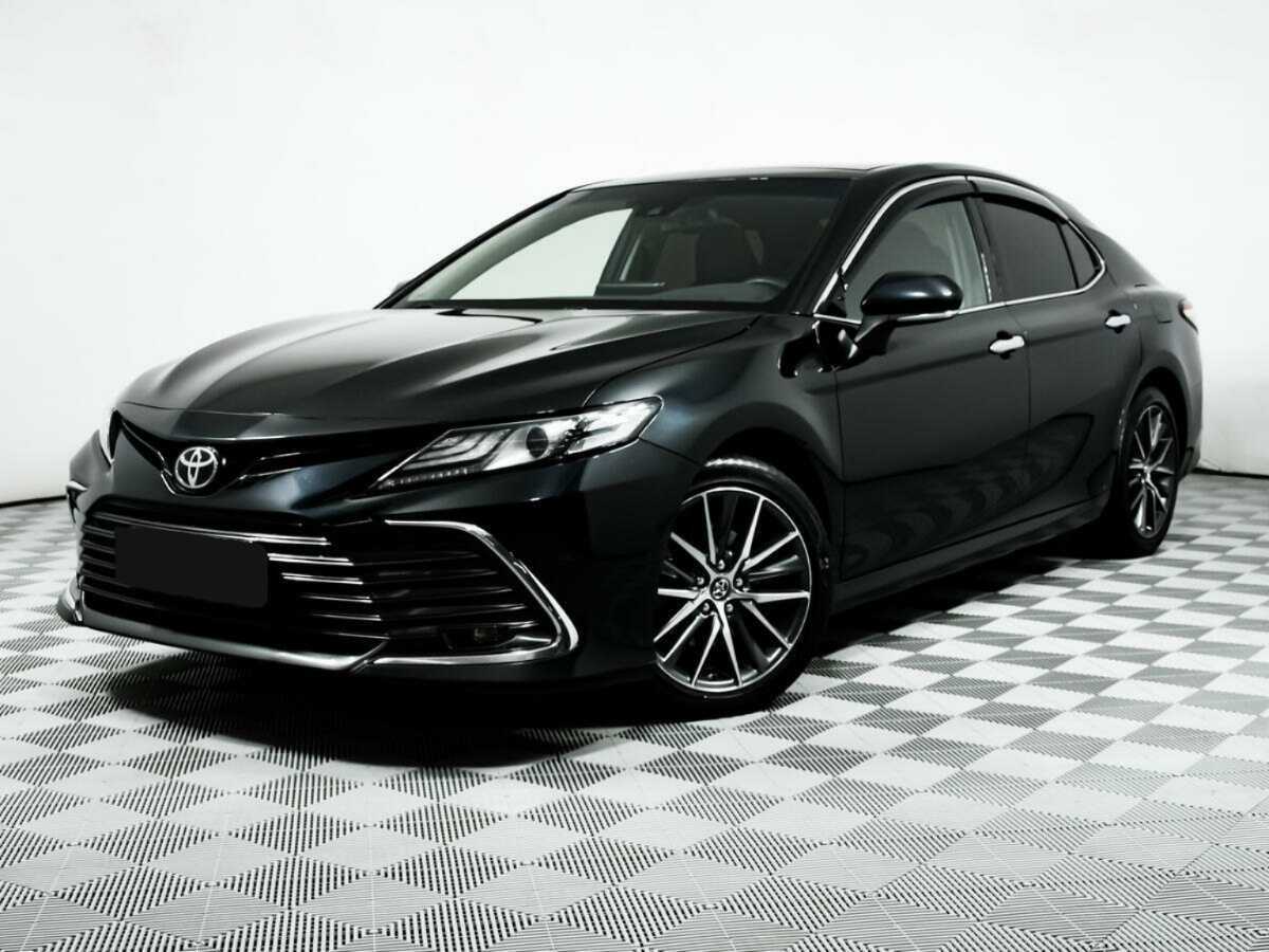 Toyota Camry с пробегом — 2022 год. Посмотреть фото