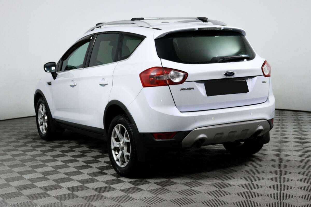 Ford Kuga с пробегом — 2010 год. Фото: #6