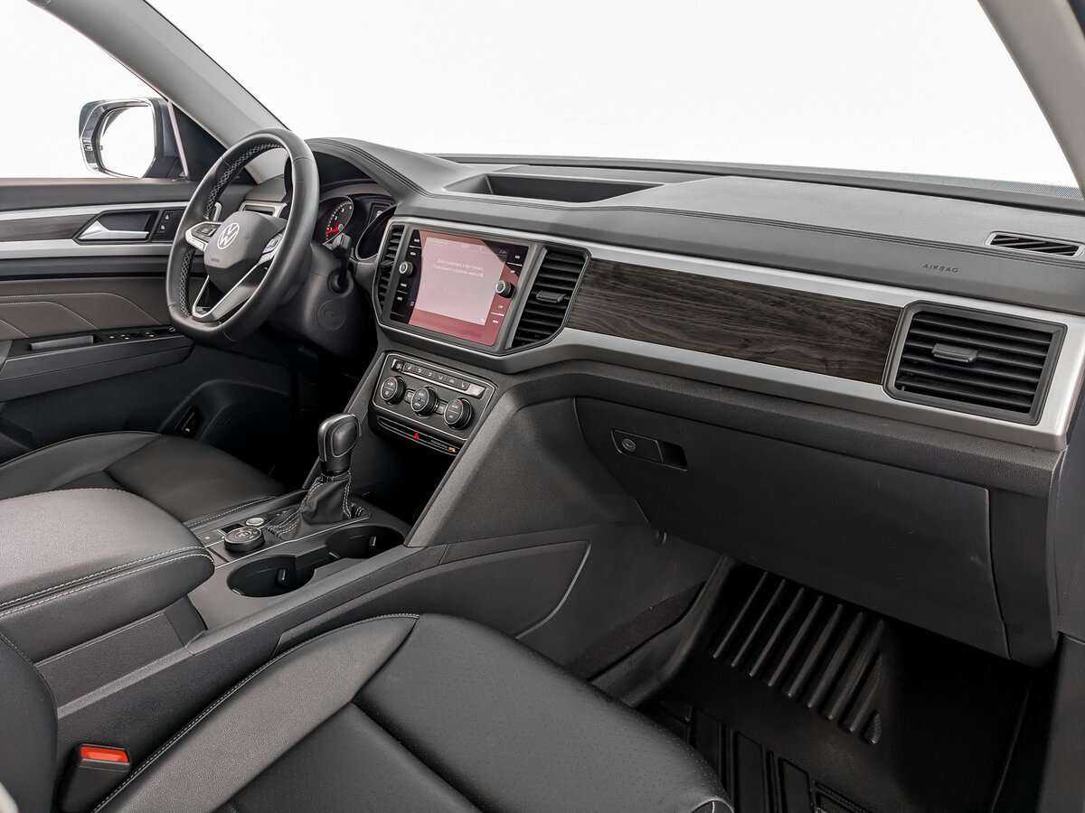 Volkswagen Teramont с пробегом — 2021 год. Фото: #8