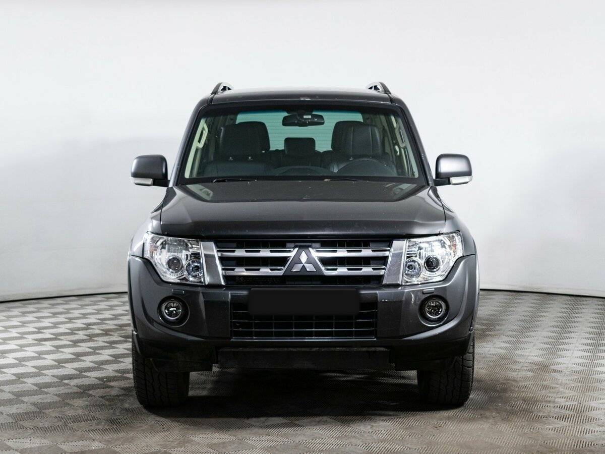 Mitsubishi Pajero с пробегом — 2013 год. Фото: #1