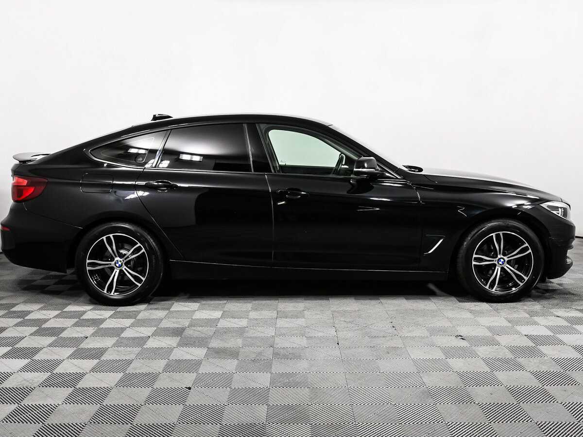 BMW 3 серии с пробегом — 2019 год. Фото: #3