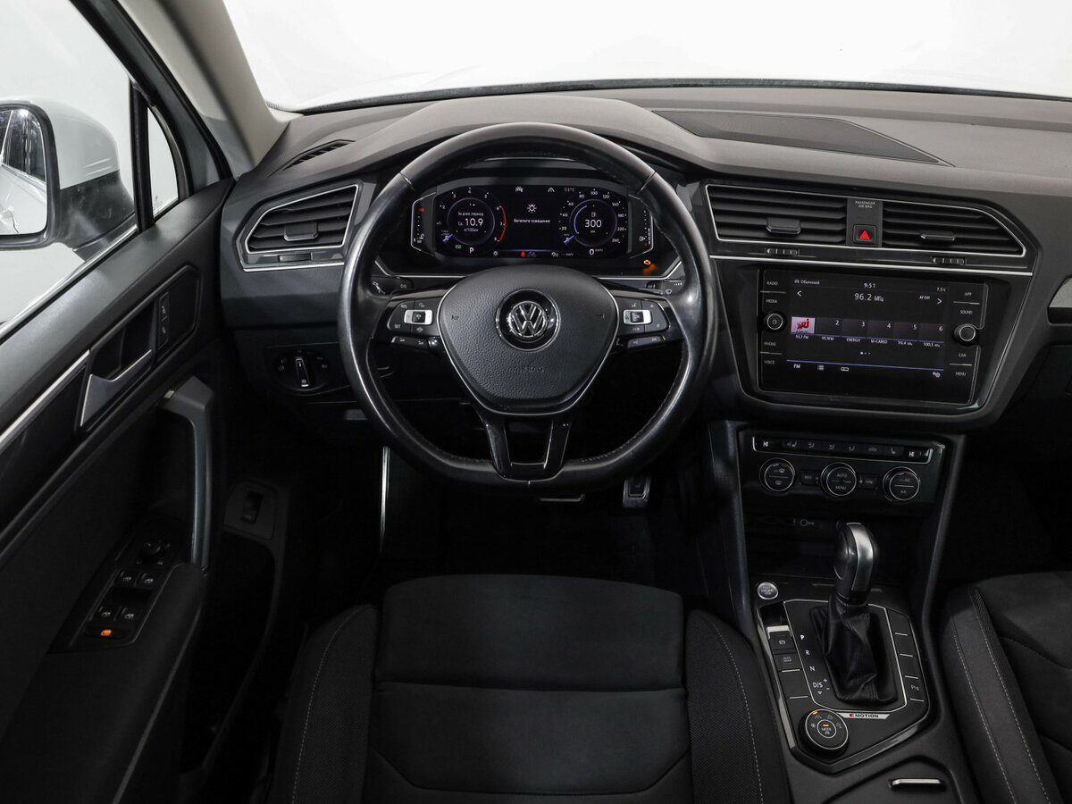 Volkswagen Tiguan с пробегом — 2019 год. Фото: #10