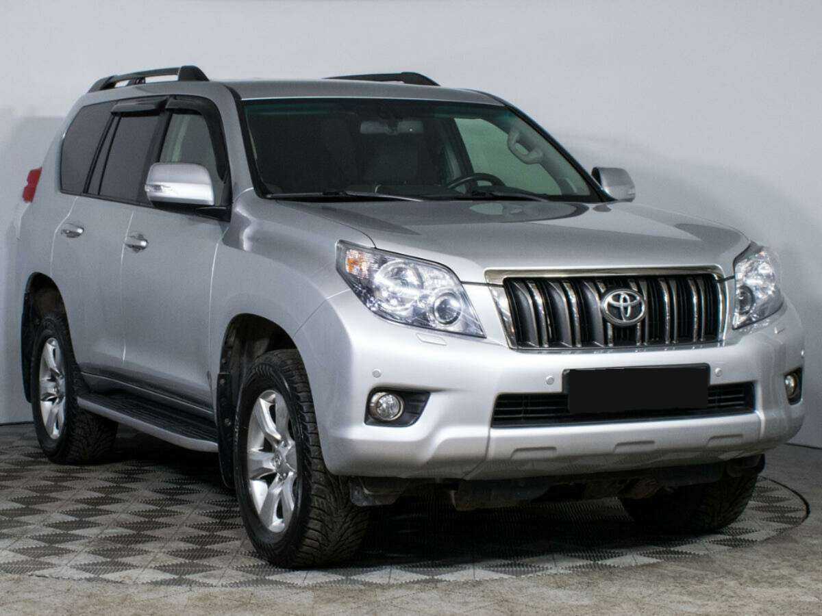 Toyota Land Cruiser Prado с пробегом — 2011 год. Фото: #2